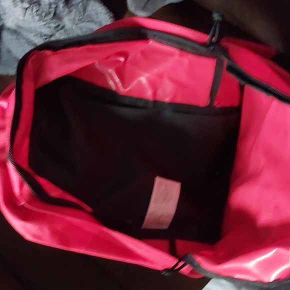 Miami deli Canada 150 red backpack - Picture 4 of 5